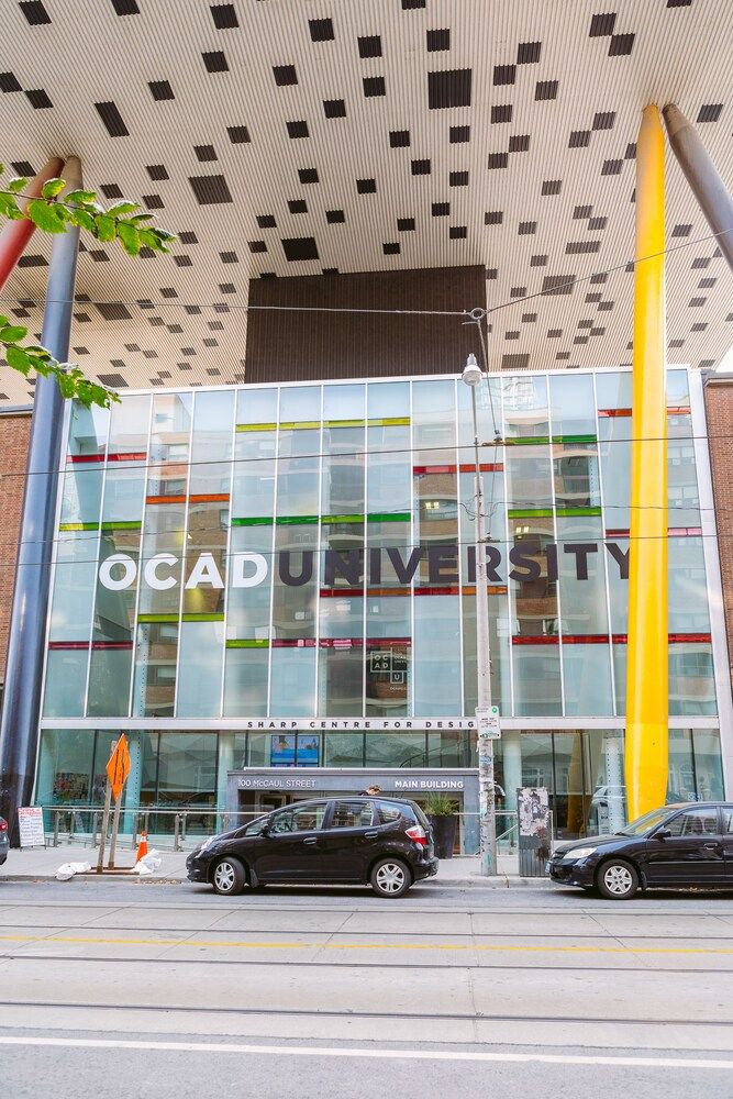 undefined QuickStay - Premium 2bdrm Downtown Condo 4