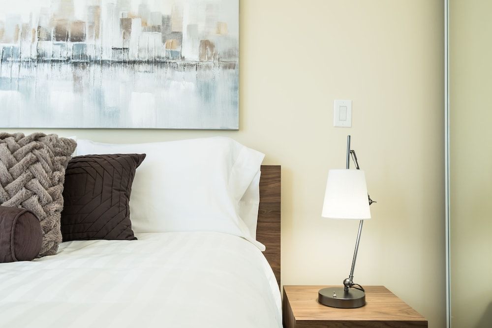 QuickStay - Premium 2bdrm Downtown Condo Premium Condo, 2 Bedrooms, Balcony, City View