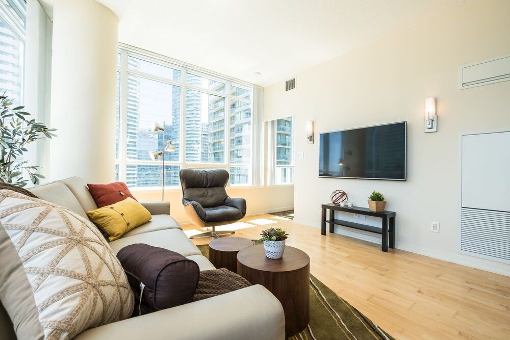 QuickStay - Premium 2bdrm Downtown Condo Premium Condo, 2 Bedrooms, Balcony, City View 15