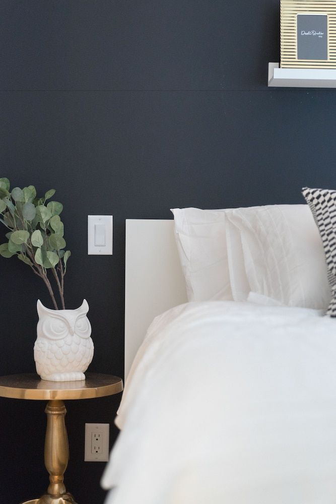 QuickStay Yorkville Condo - Yonge & Bloor Premium Condo, 2 Bedrooms, Ensuite, City View 3