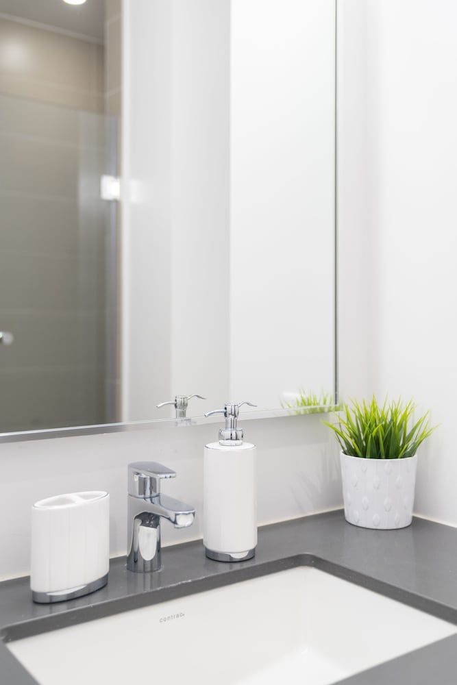 QuickStay Yorkville Condo - Yonge & Bloor Premium Condo, 2 Bedrooms, Ensuite, City View 42