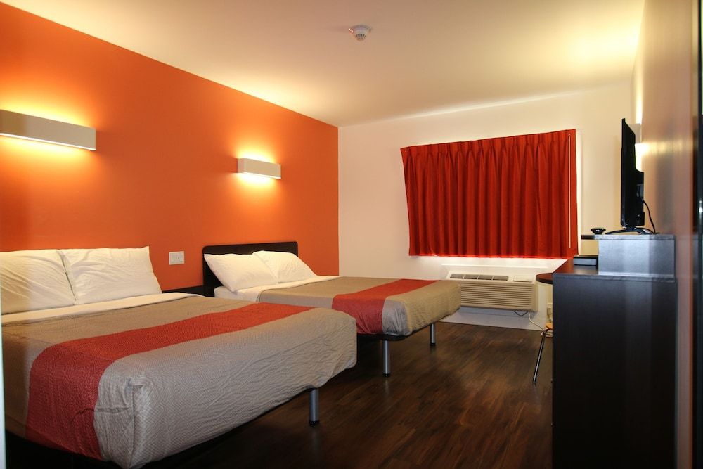 Motel 6 Moncton, NB Deluxe Room, 2 Queen Beds, Non Smoking, Refrigerator