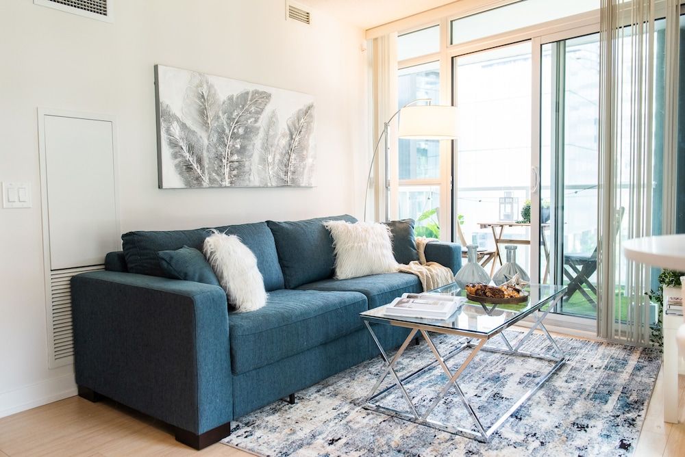 QuickStay - Premium 2-Bedroom with CN Tower & Lake Views Fresh & Stylish Downtown Condo 30