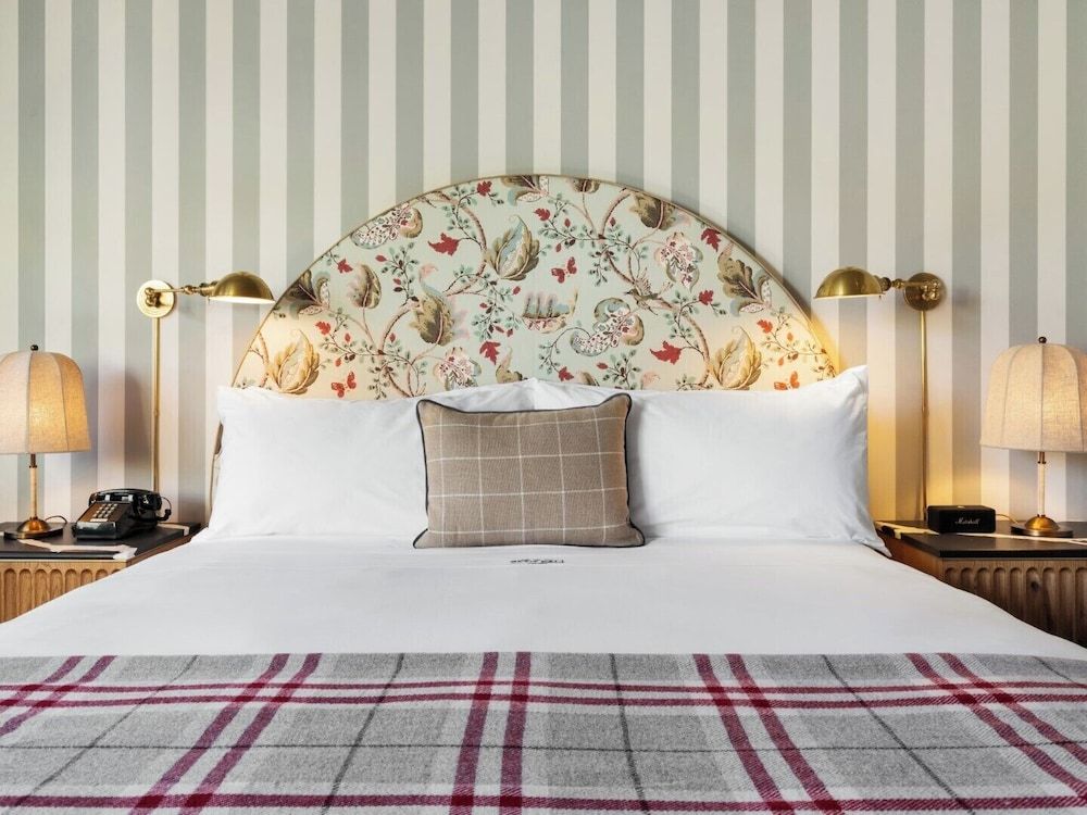 Le Petit Pali Brentwood