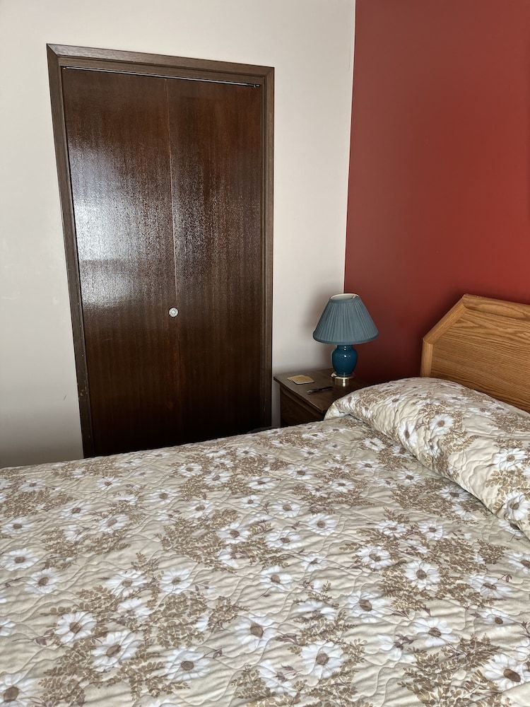 undefined Cozy Nest B&B