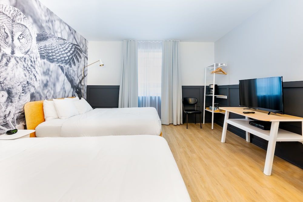 Room, 2 Queen Beds