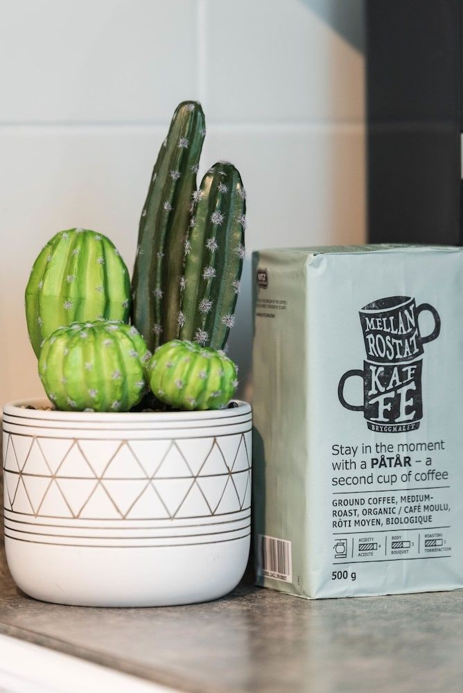 QuickStay CN Tower View Condo in Fort York Premium Studio, Kitchenette, City View 11