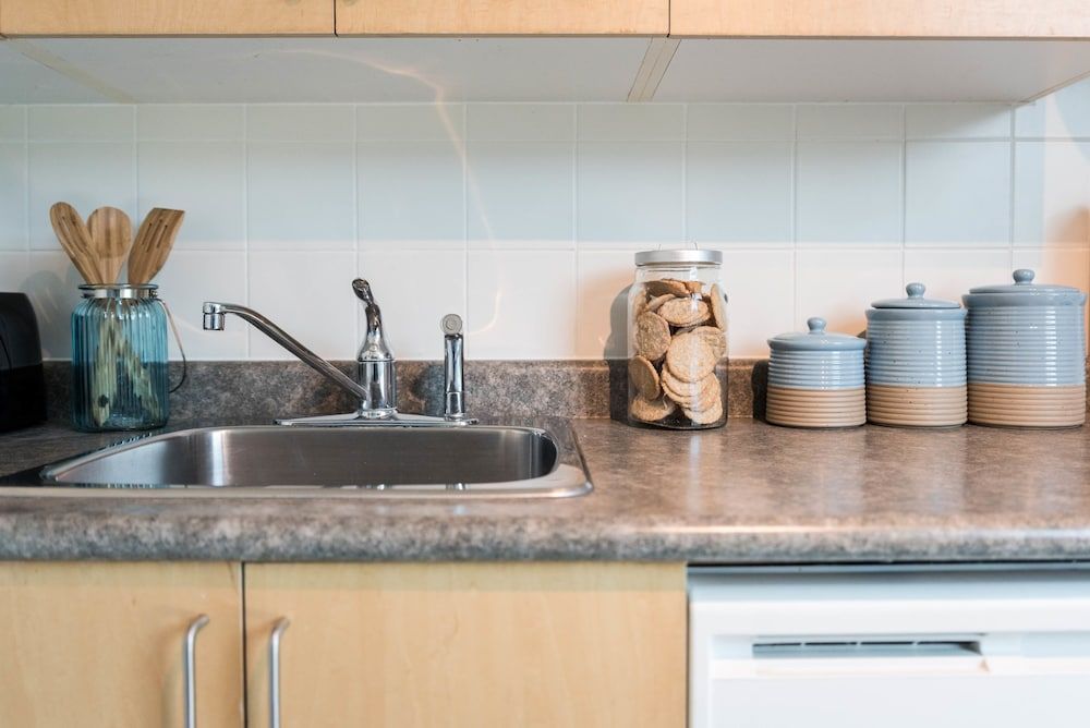 QuickStay CN Tower View Condo in Fort York Premium Studio, Kitchenette, City View 16