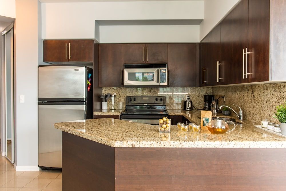 QuickStay CN Tower View Condo in Fort York Executive Apartment, 2 Bedrooms 15