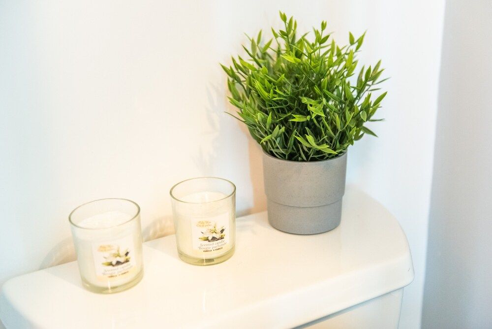 QuickStay CN Tower View Condo in Fort York Executive Apartment, 2 Bedrooms 39