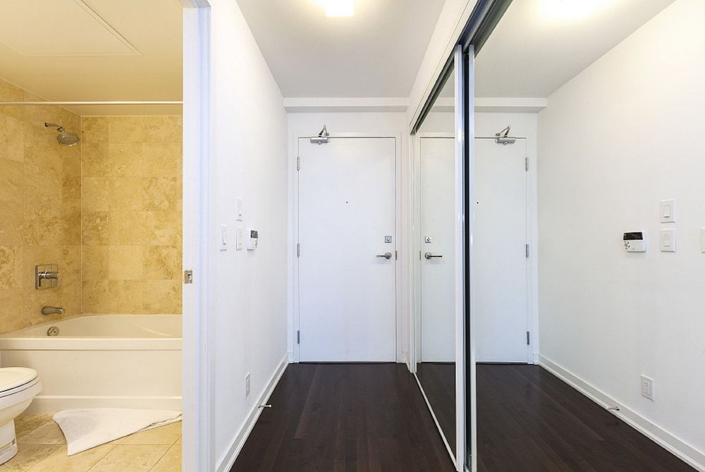 Trinity Suites - Condo on York Street Condo 11