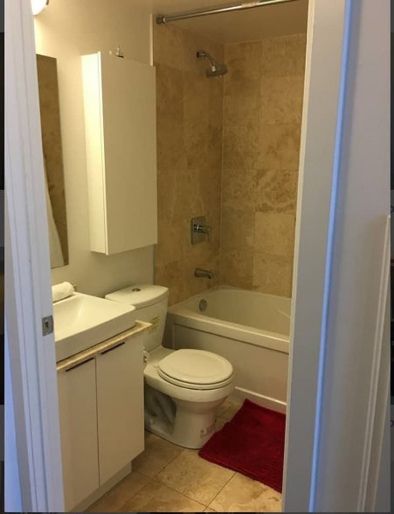 Trinity Suites - Condo on York Street Standard Apartment 6