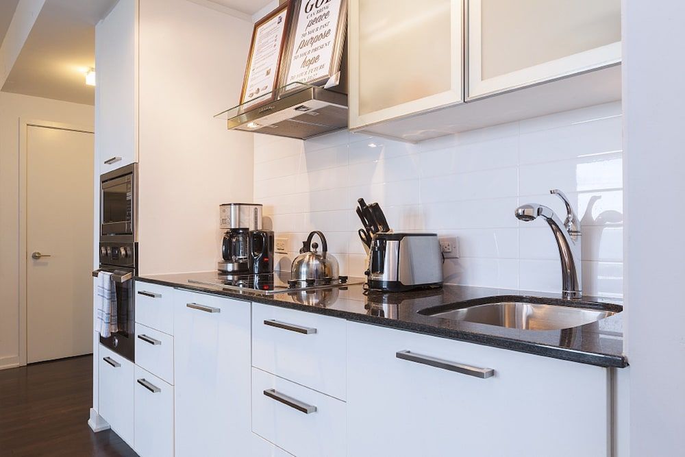 undefined Trinity Suites - Condo on York Street 10