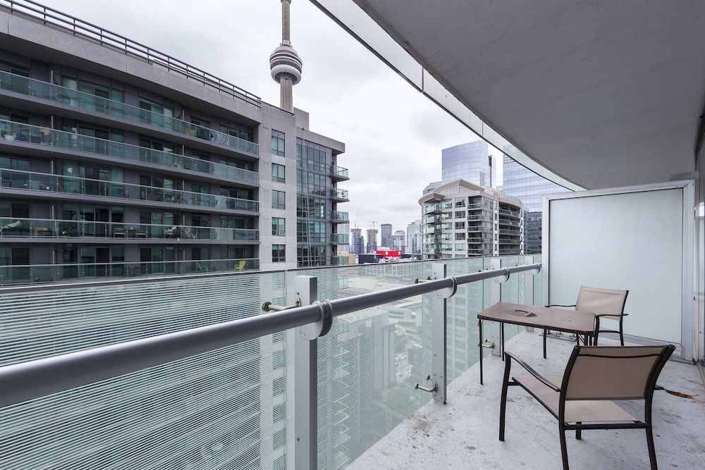 Trinity Suites - Condo on York Street I Luxury Condo (Ice) 12