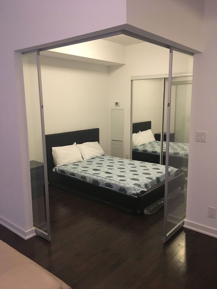 undefined Trinity Suites - Condo on York Street I 2