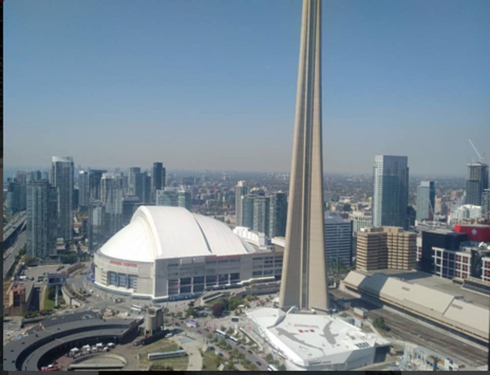 Trinity Suites - Condo on York Street I Comfort Condo, 1 Queen Bed 4