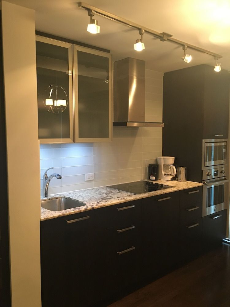 undefined Trinity Suites - Condo on York Street I 9