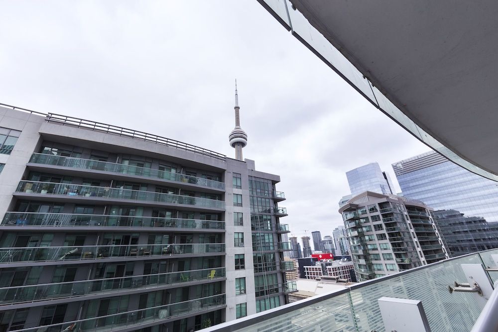 Trinity Suites - Condo on York Street I Luxury Condo (Ice) 19