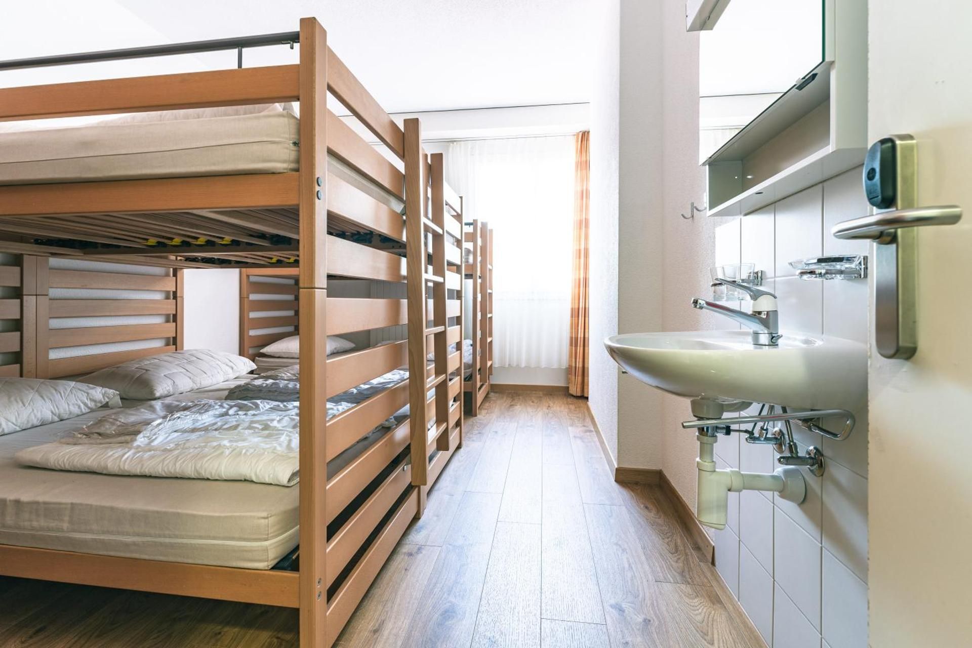 Hostel Sextuple Room with Shared Bathroom