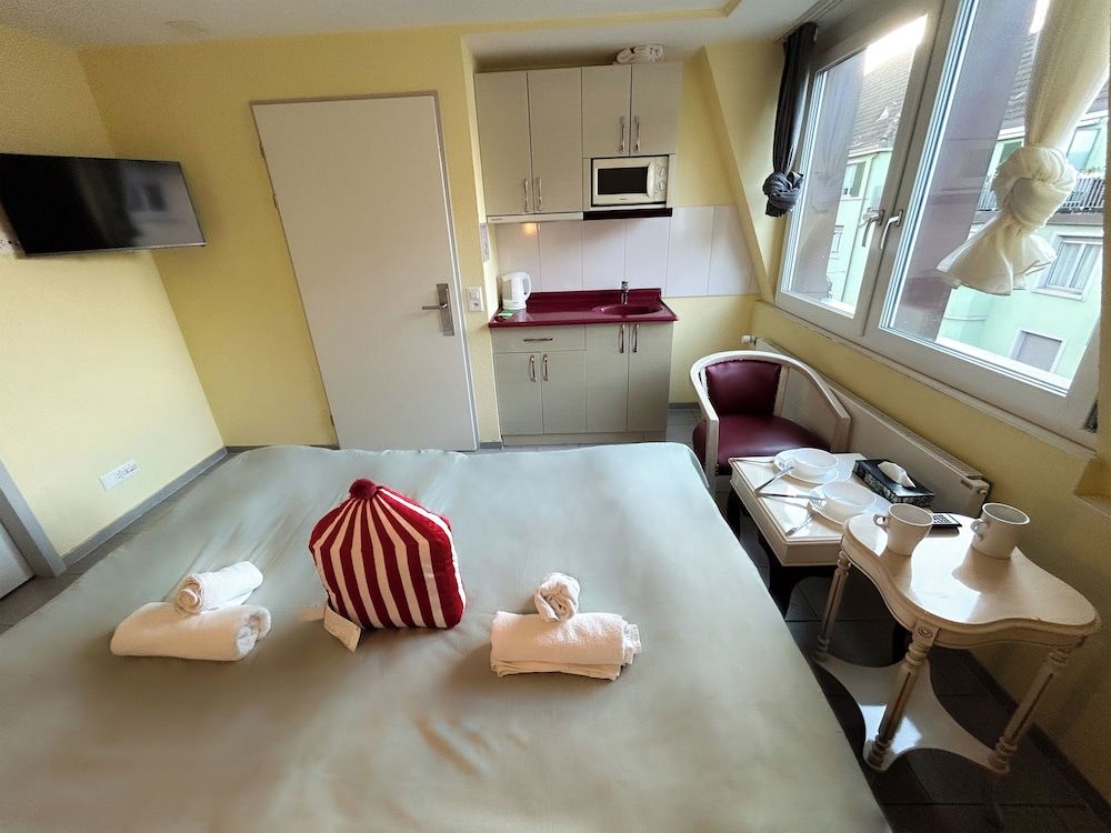 Gasthaus 210 Double Room 2