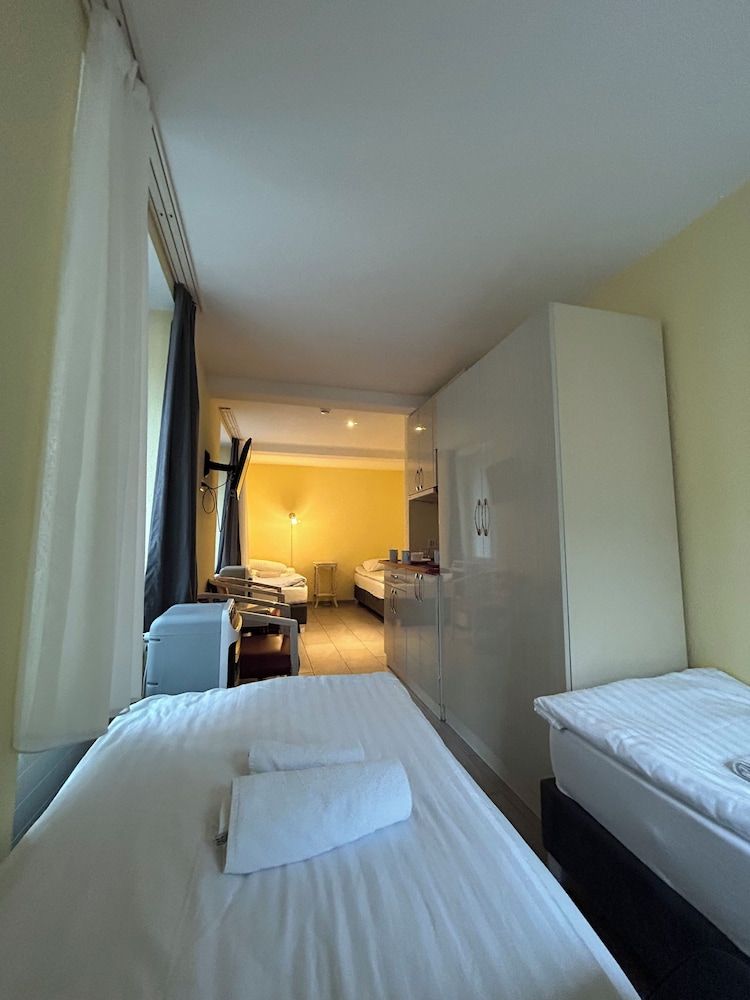 undefined Gasthaus 210