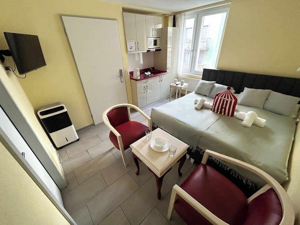 undefined Gasthaus 210 5