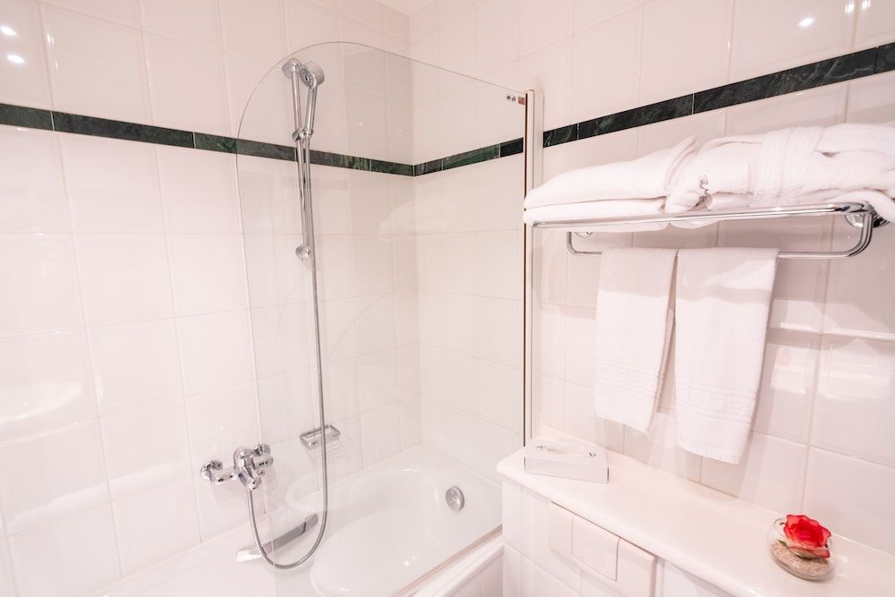 undefined The Ambassador 7