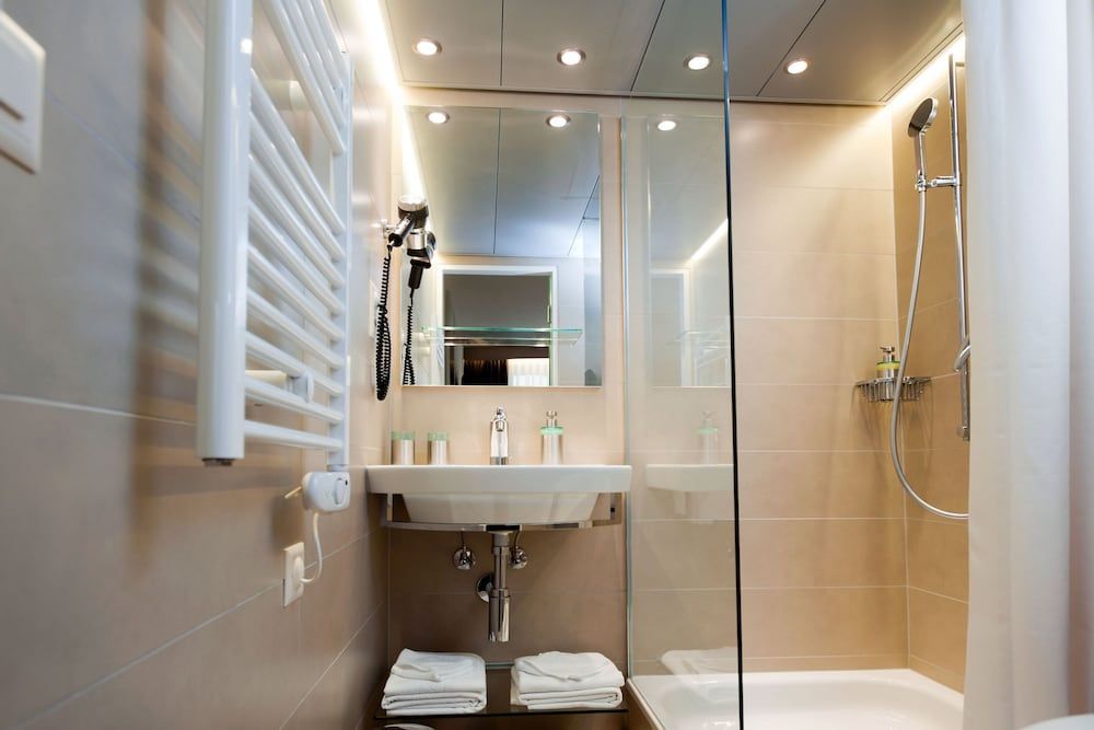 Hotel Alexander Double Room 16