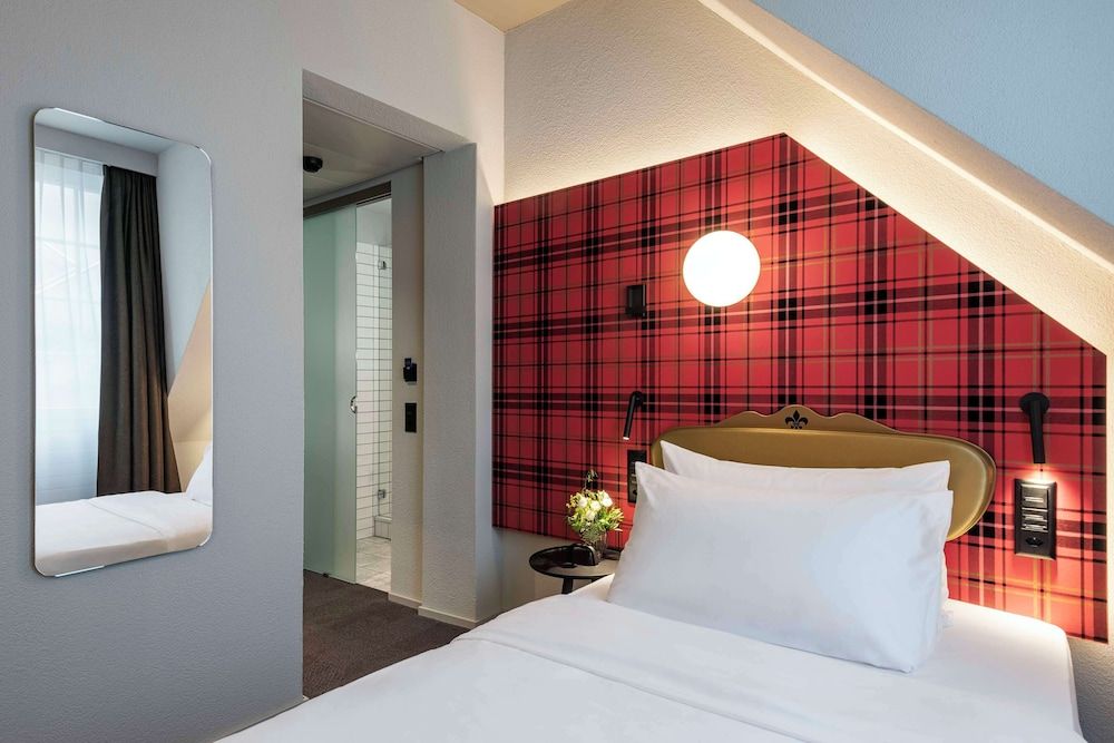 NH Bern The Bristol Standard Room 3