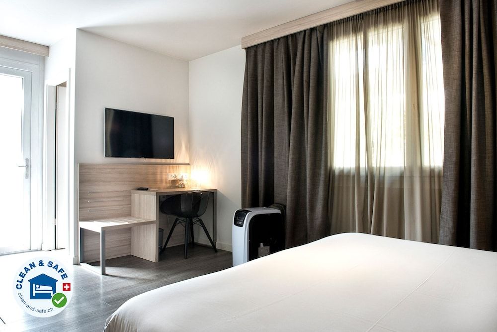 Chez Maman Standard Double Room 3