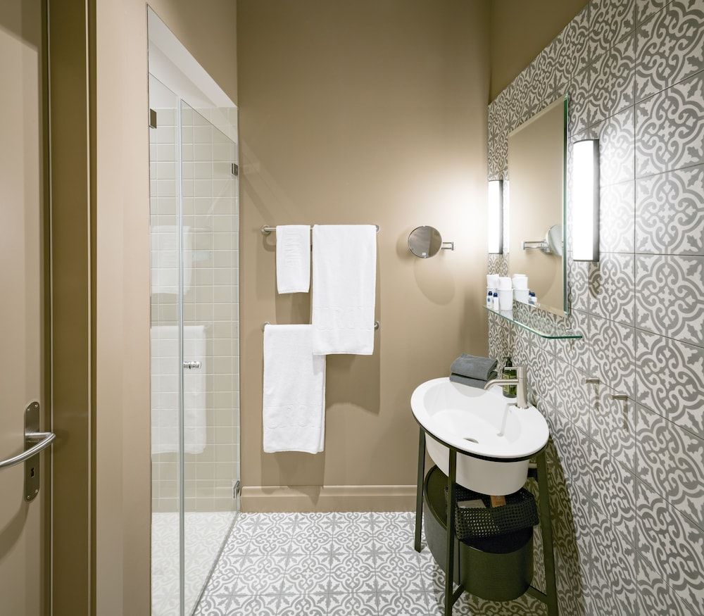 La Couronne Atelier Dependance Double Room 5