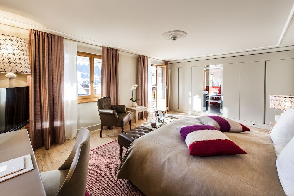 Deluxe Room (Chic)