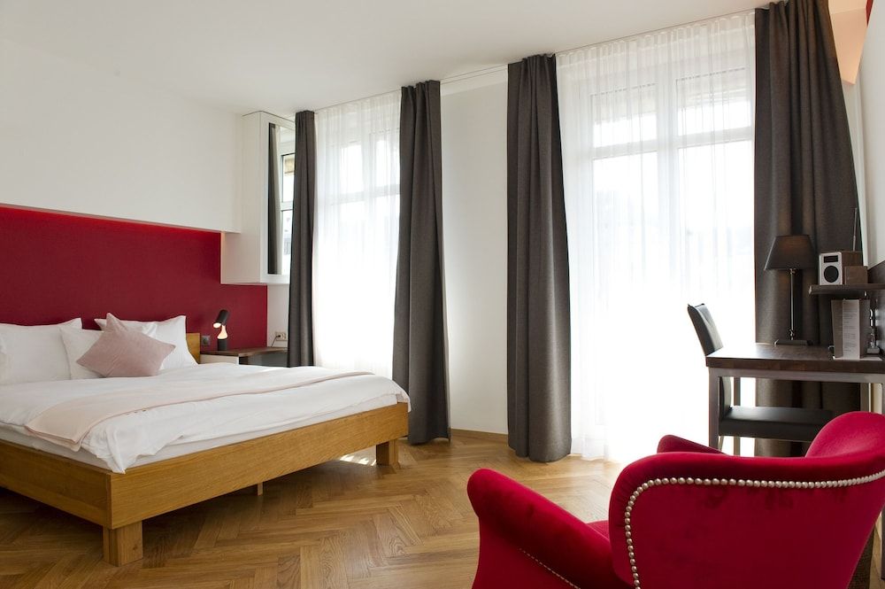 Boutique Hotel NI-MO Premium Double Room, Balcony 9