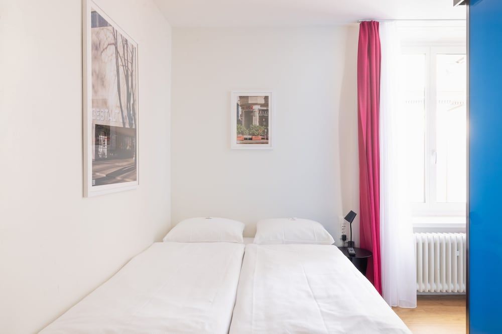 Fred Guest House Hauptbahnhof - Mobile Check-in Double Room (Mini) 3
