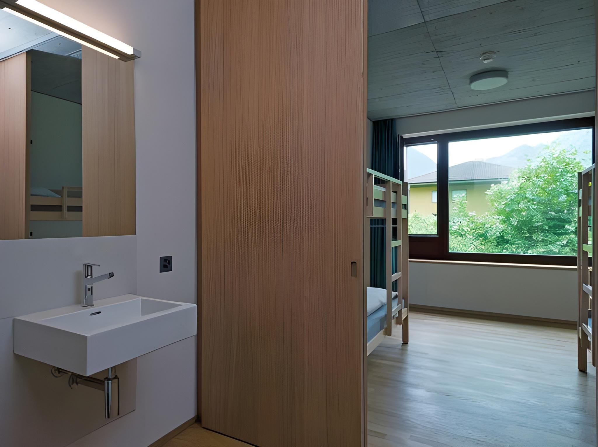 undefined Youth Hostel Interlaken 9