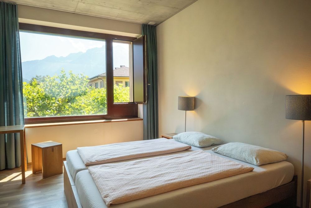 Youth Hostel Interlaken Double Room, Private Bathroom