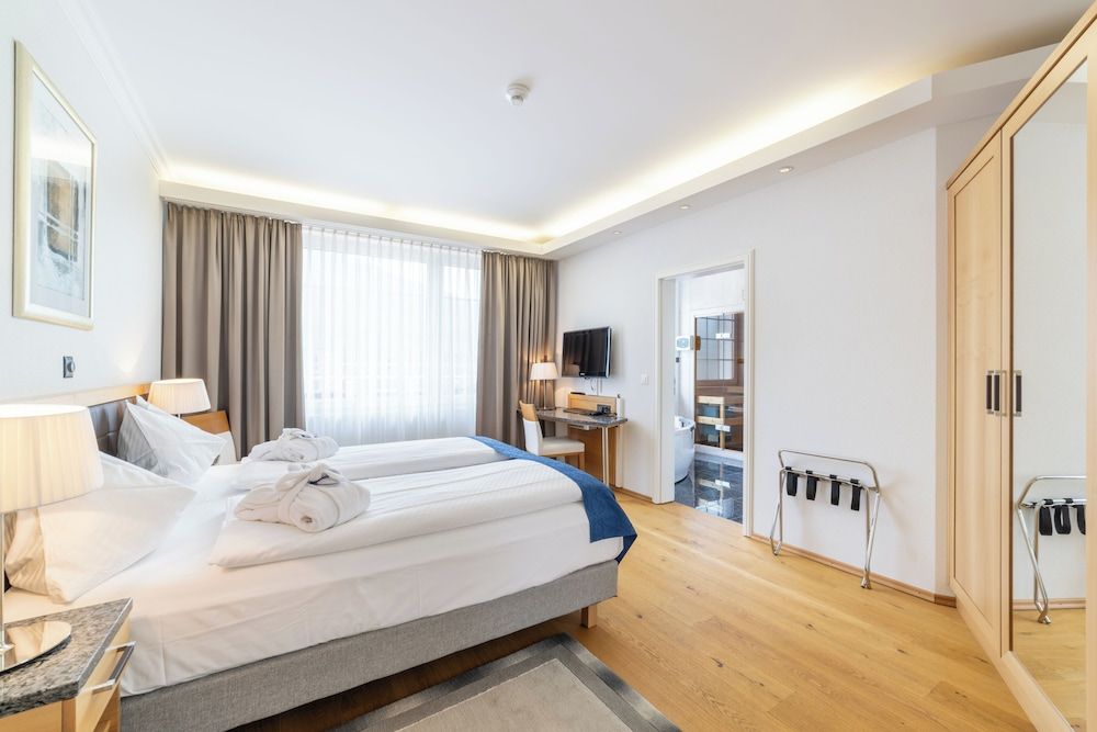 Turmhotel Victoria Presidential Suite 2