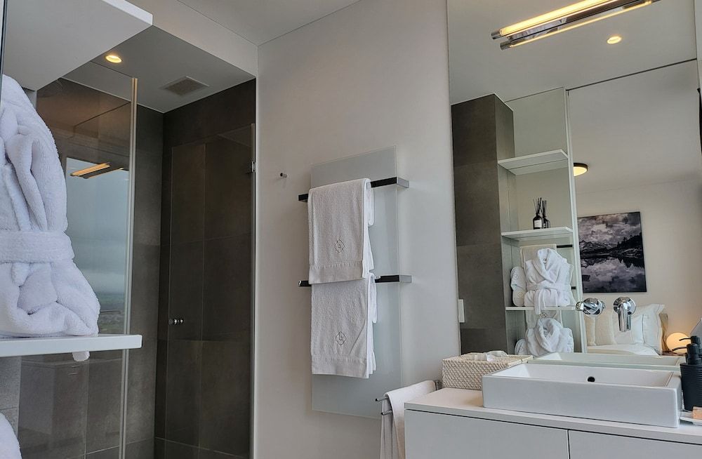 Park Tower City View Apartments City Apartment 5