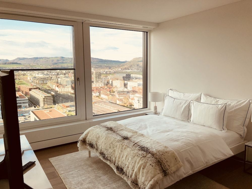 Park Tower City View Apartments City Apartment, 2 Bedrooms, Lake View, Tower 2