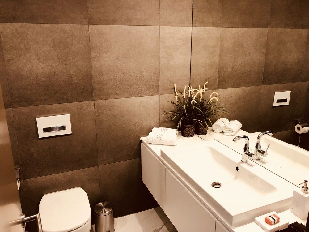 Park Tower City View Apartments City Apartment, 2 Bedrooms, Lake View, Tower 10