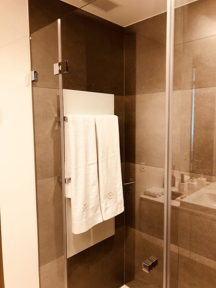 Park Tower City View Apartments City Apartment, 2 Bedrooms, Lake View, Tower 12