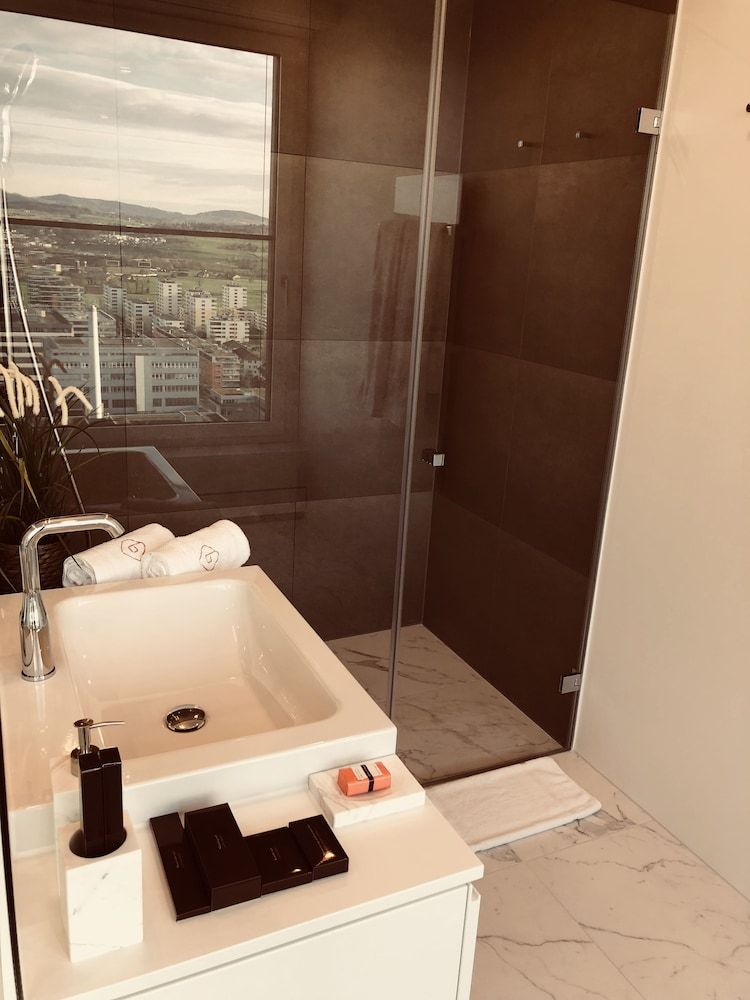 Park Tower City View Apartments City Apartment, 2 Bedrooms, Lake View, Tower 13