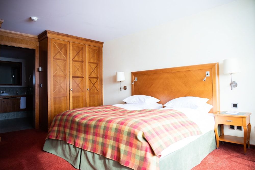 Junior Suite, Balcony (and Salon)
