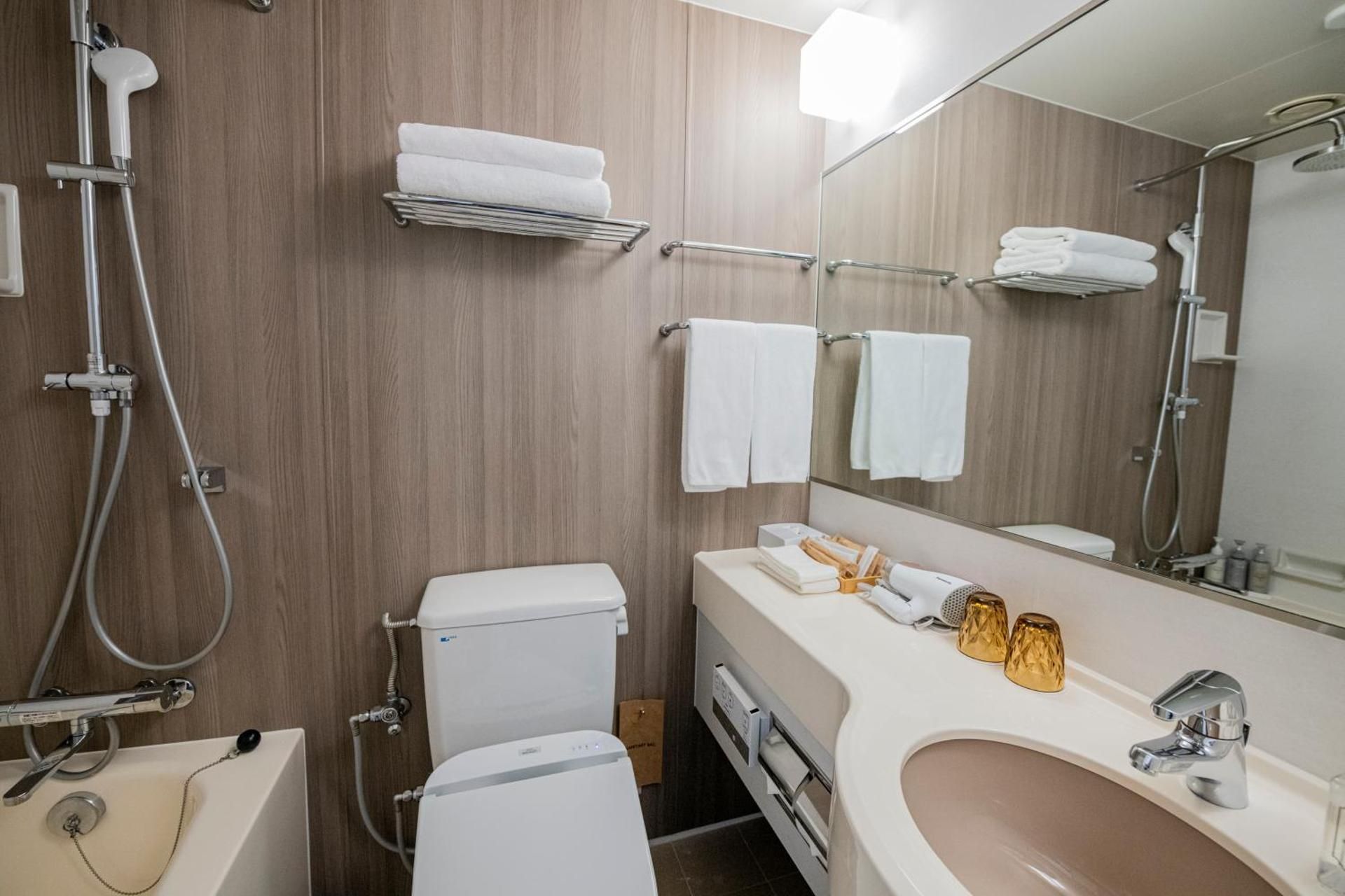 Superior Park View Small Double Room - Non-Smoking, 13th-19th Floor