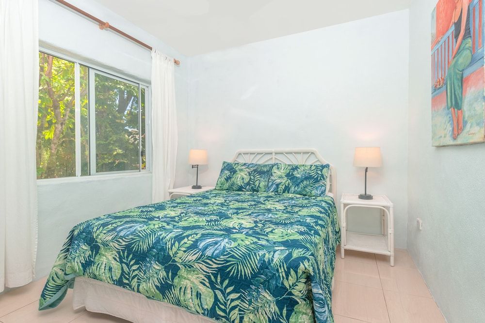 Signature Villa, 2 Bedrooms, Garden View, Poolside