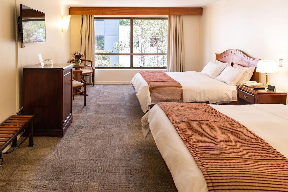 MR Hotel Standard Double Room, 2 Queen Beds 5