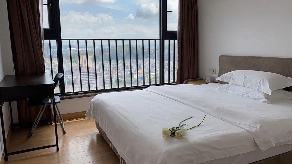 undefined Ihouse Executive Apartment 5