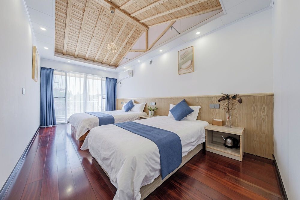 Signature Loft, 2 Bedrooms, Patio, River View