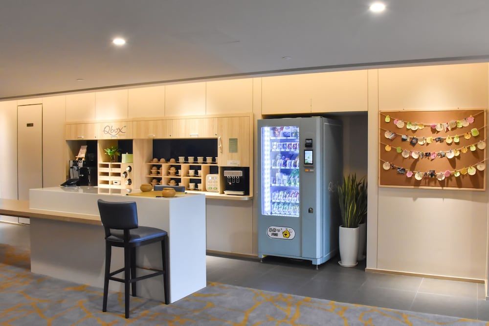 undefined Q-Box Hotel Shanghai Sanjiagang 7