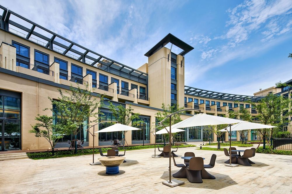 undefined Q-Box Hotel Shanghai Sanjiagang 4